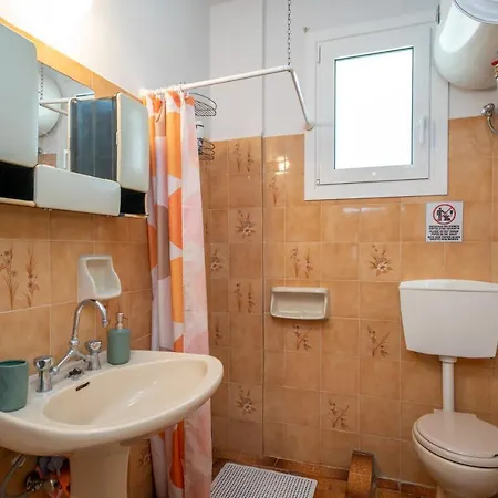 Artemis House Hébergement de vacances Karavomylos