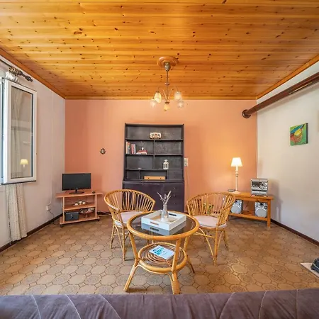 Hébergement de vacances Artemis House Karavomylos