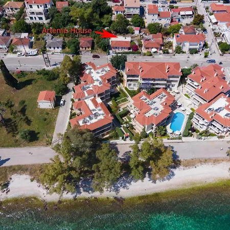 Semesterbostad Artemis House Karavomylos